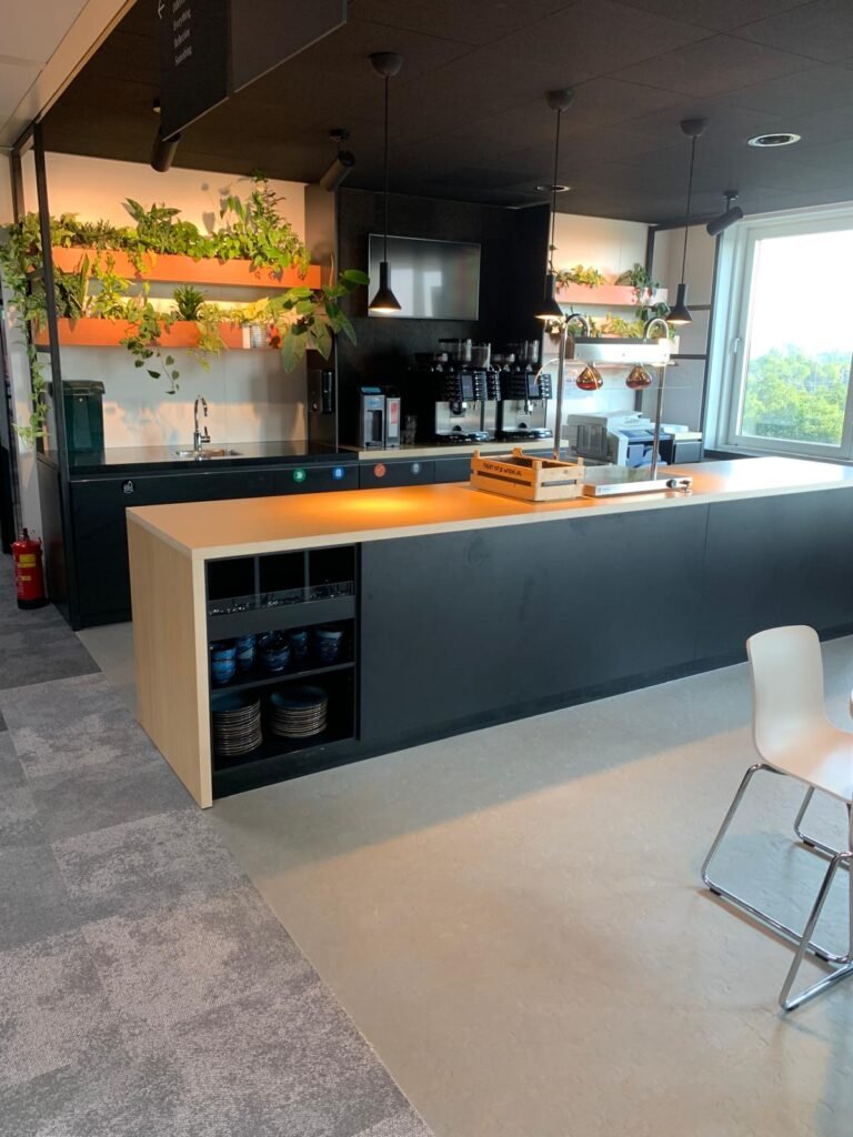 48f8ea69 3454 44df aac0 c48b8161002b