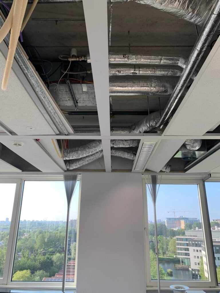 fdcc56b8 727d 477b 91fe cdbee7fa3868